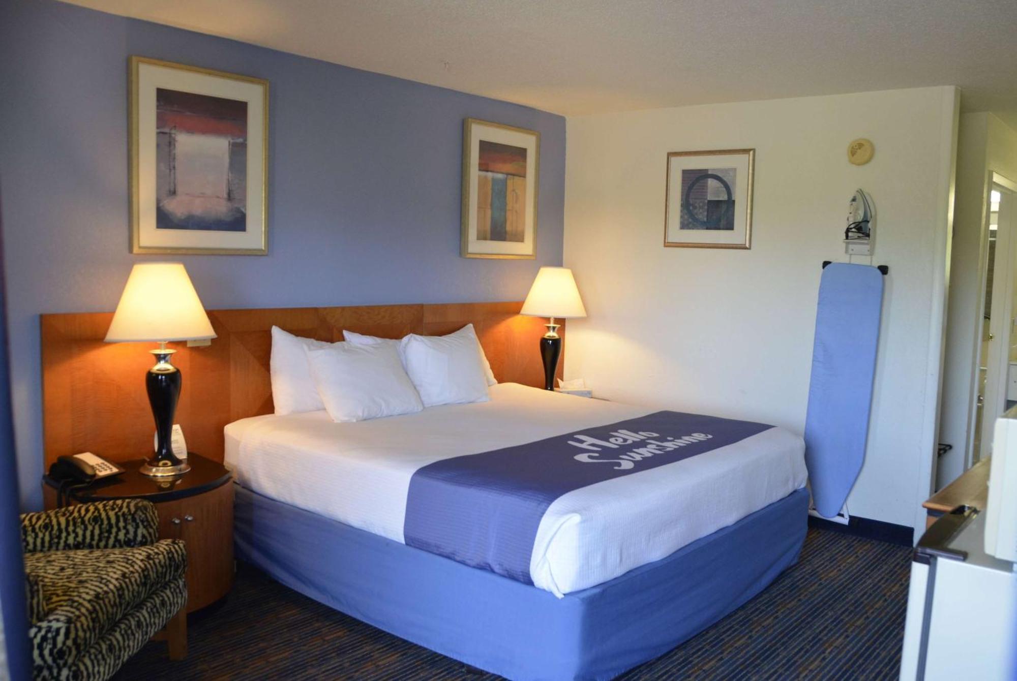 Days Inn By Wyndham Luray Shenandoah Exteriör bild