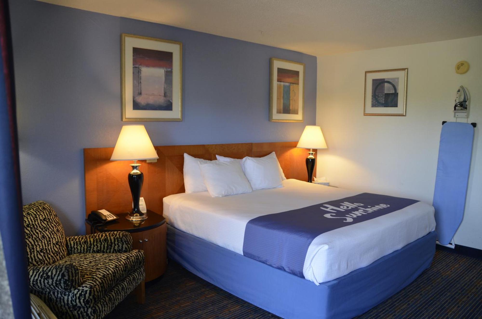 Days Inn By Wyndham Luray Shenandoah Exteriör bild