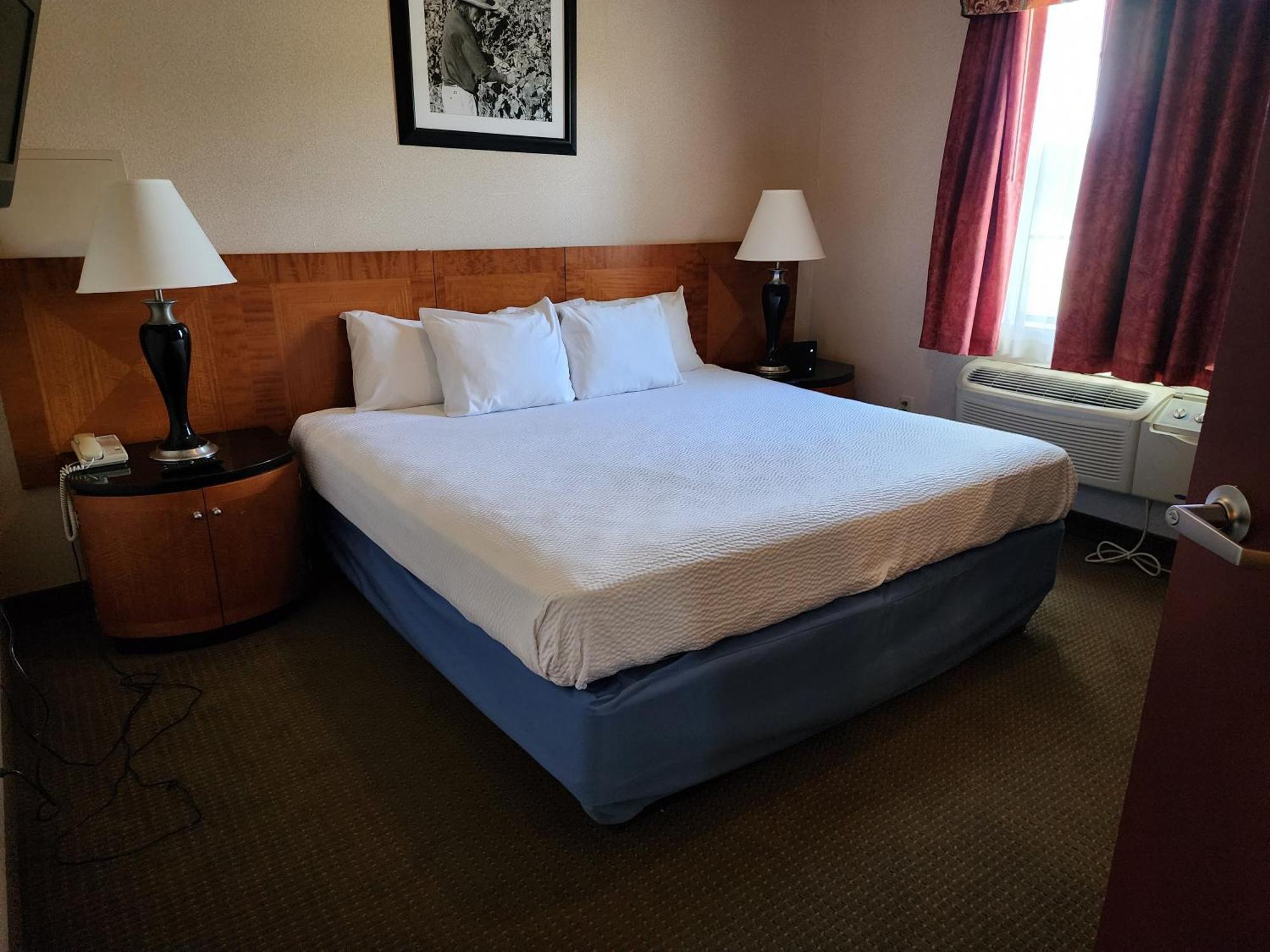 Days Inn By Wyndham Luray Shenandoah Exteriör bild